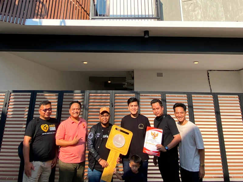 Foto Serah Terima Unit