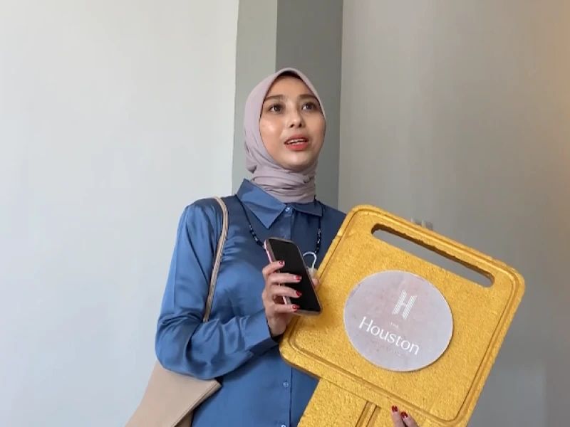 Foto Serah Terima Unit