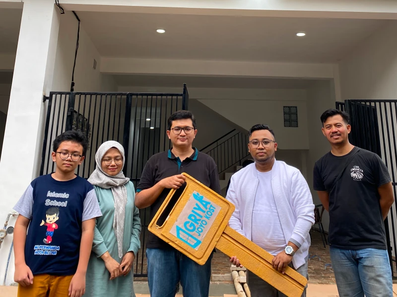 Foto Serah Terima Unit